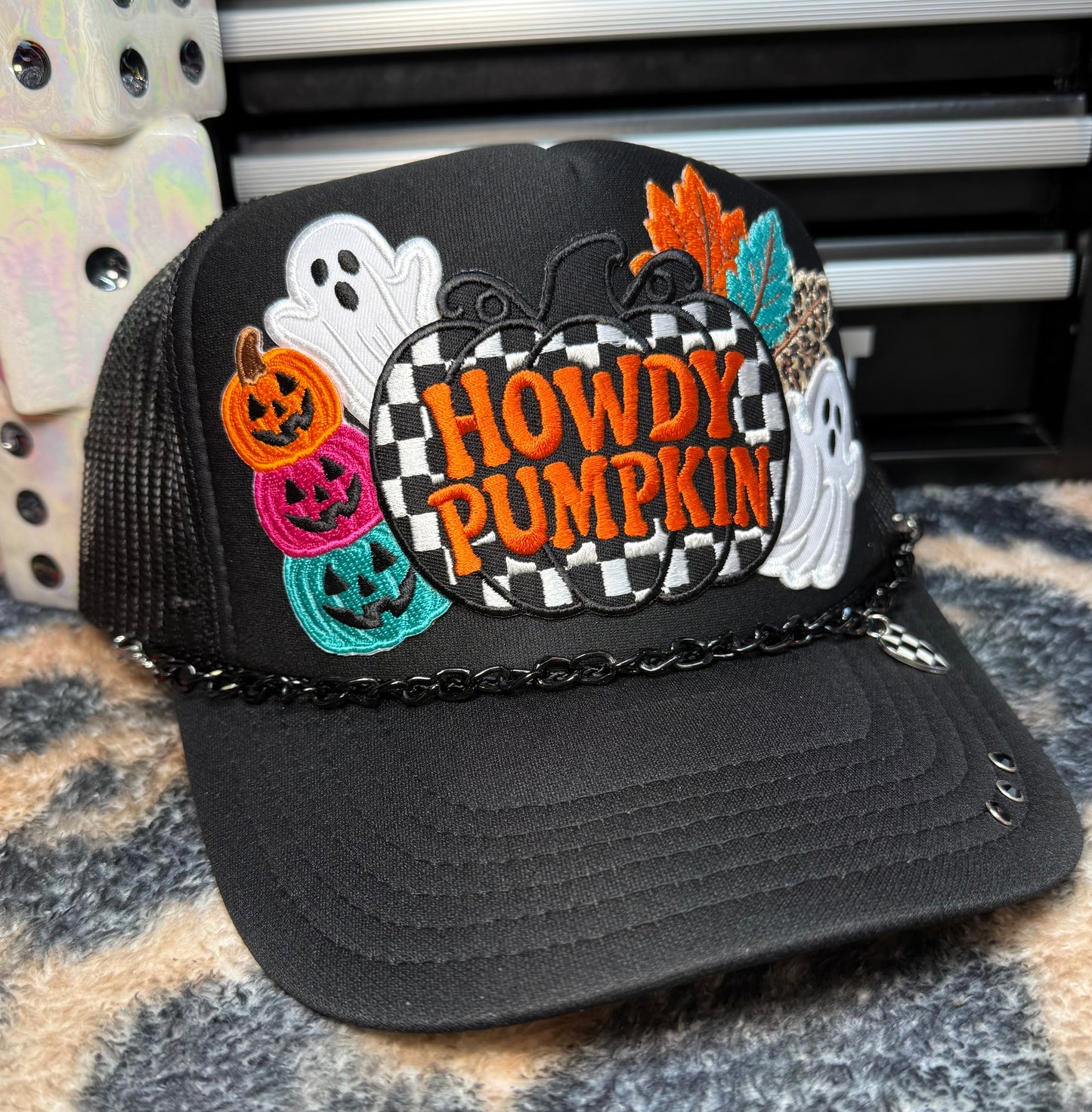 HOWDY PUMPKIN
