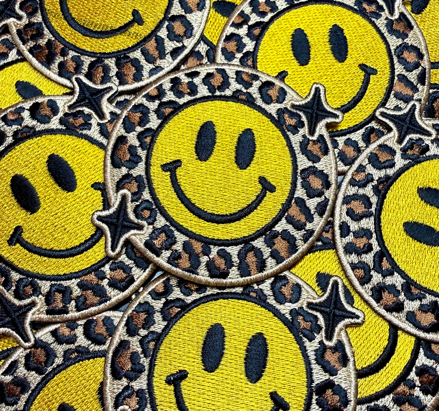 LEOPARD SMILEY