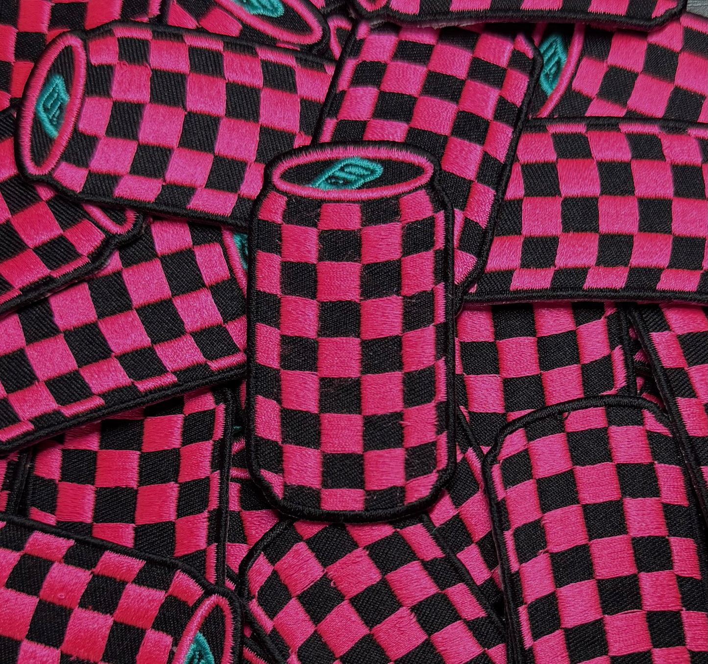 CHECKERED CAN