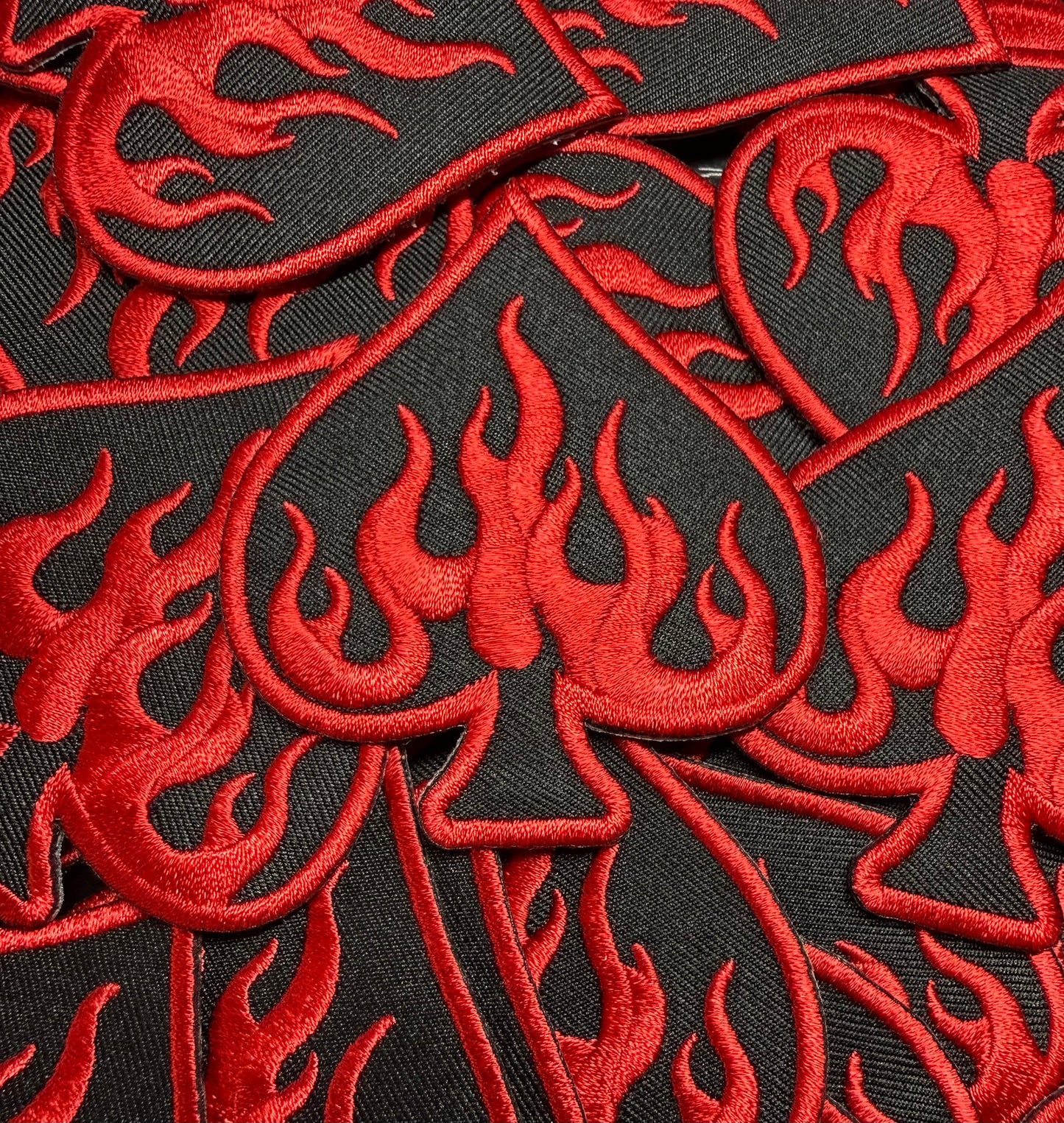 RED FLAME SPADE