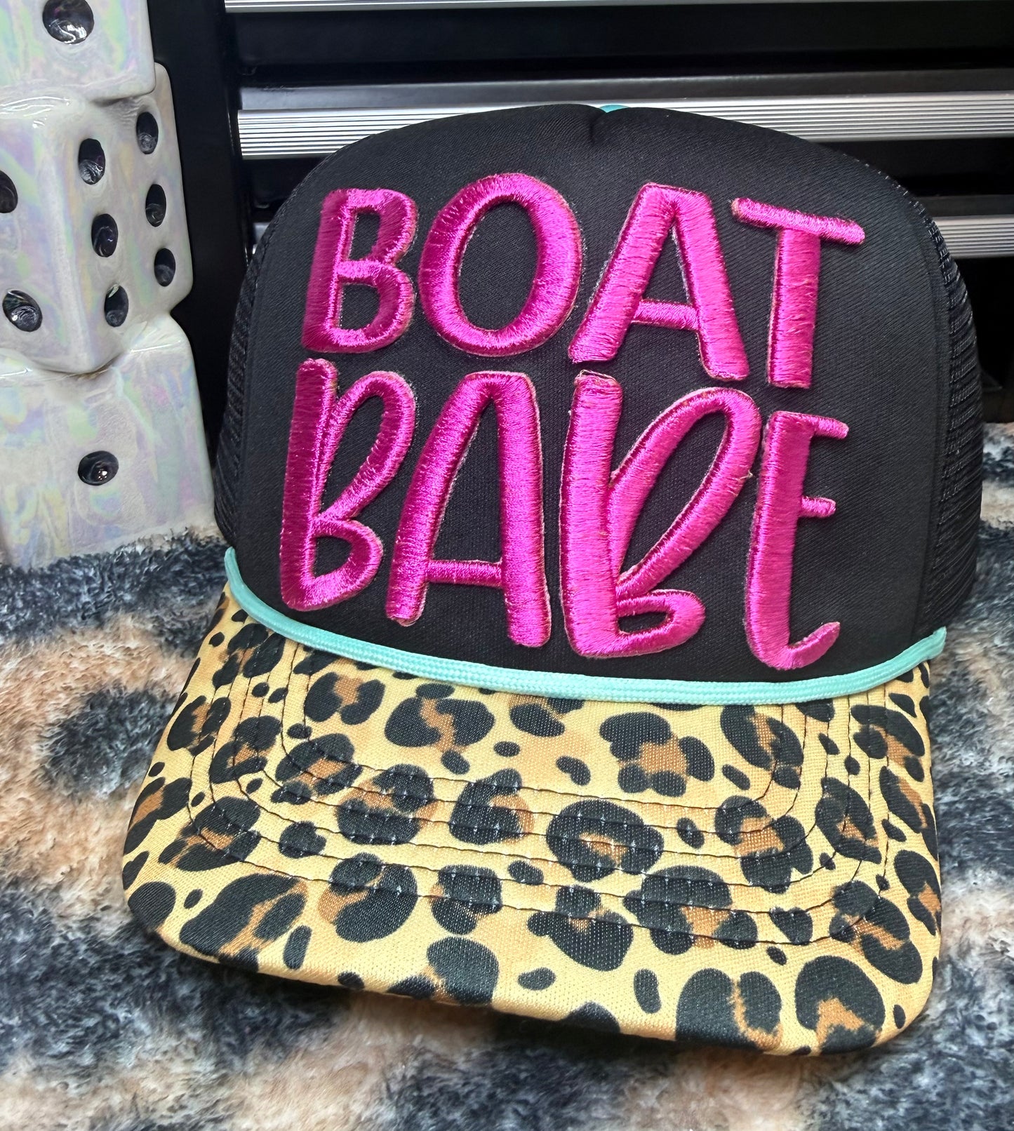BOAT BABE