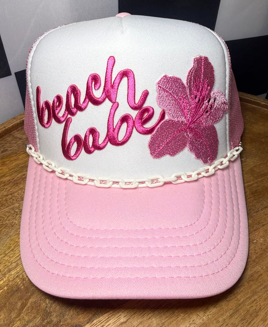 BEACH BABE