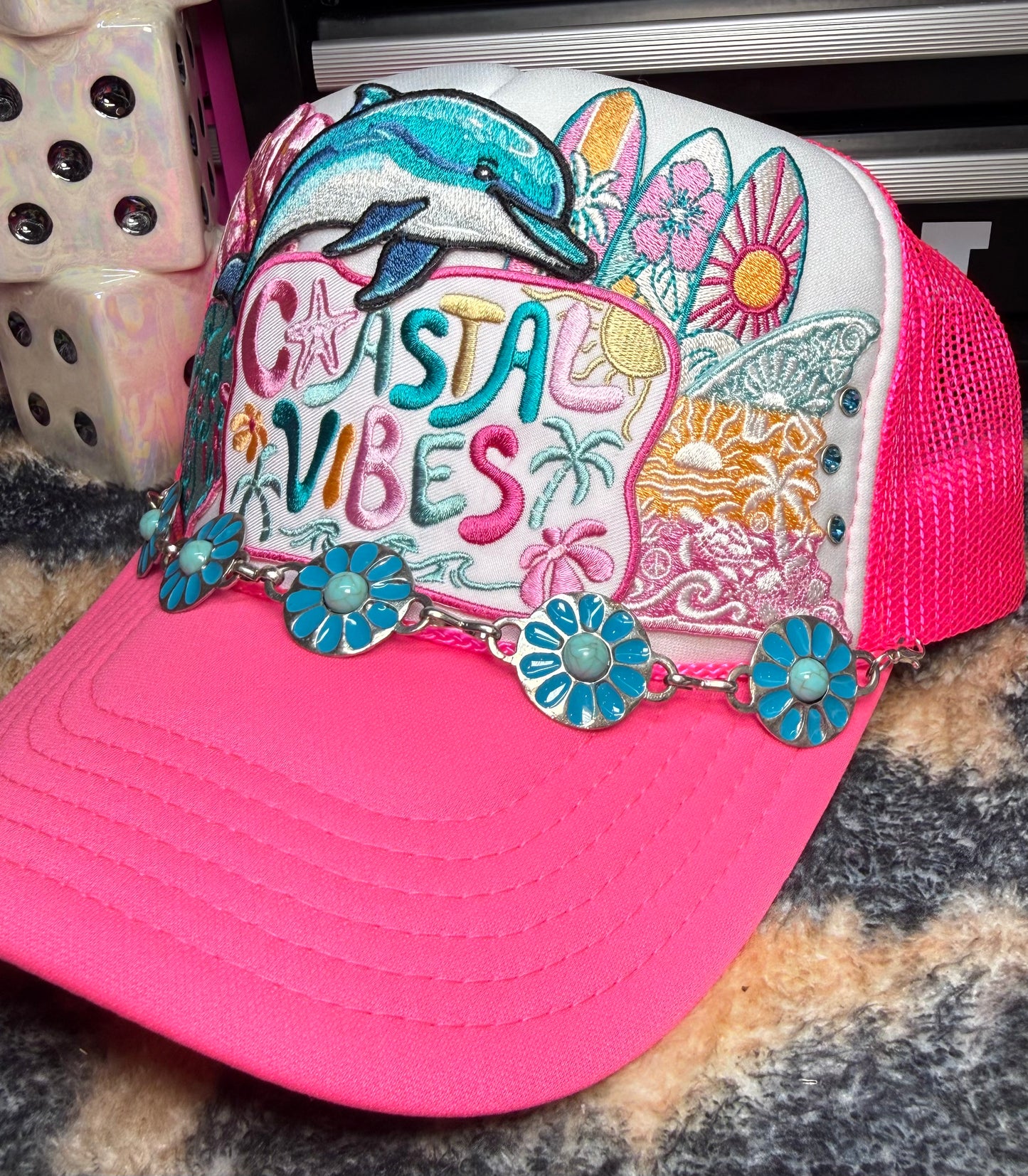 COASTAL VIBES
