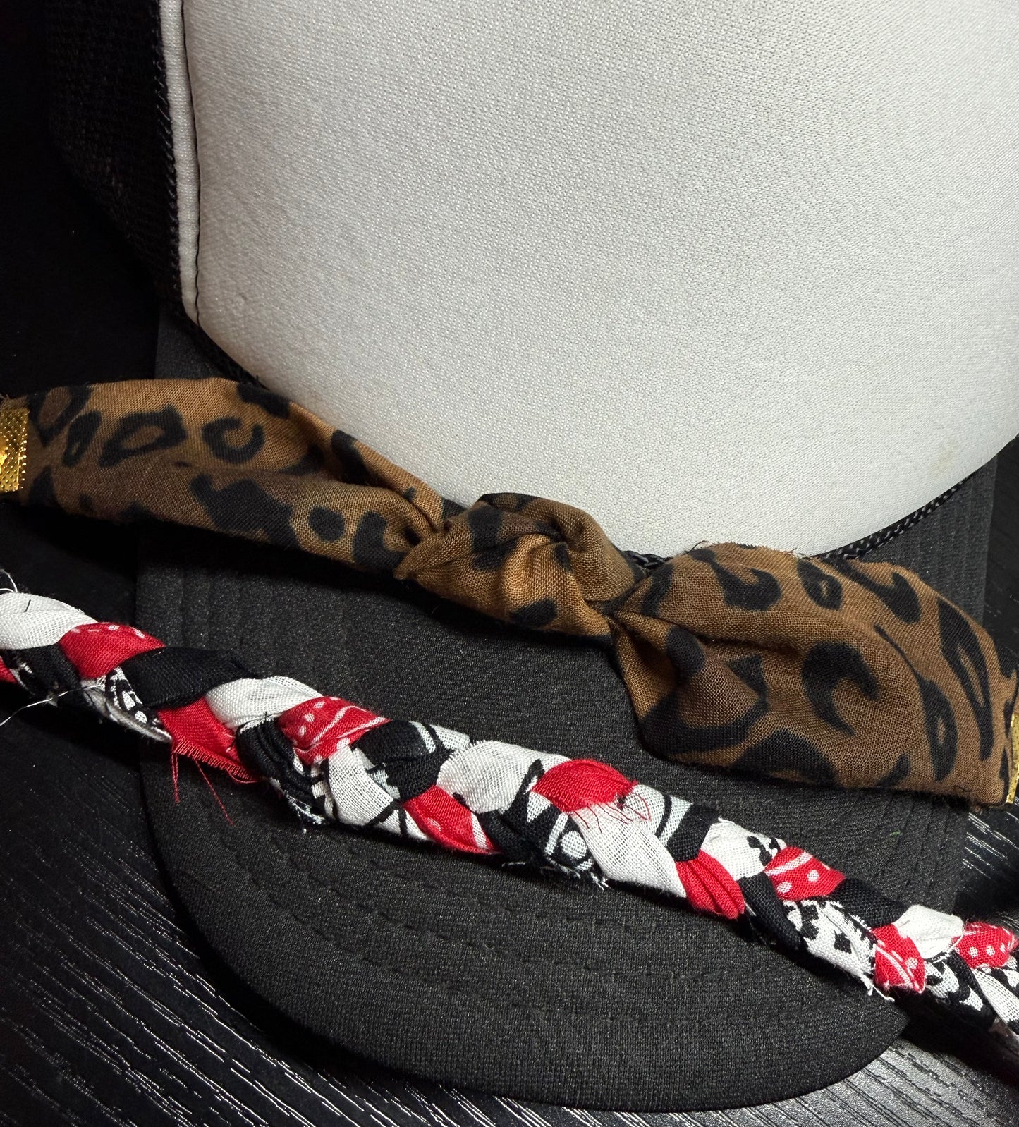BANDANA CHAINS