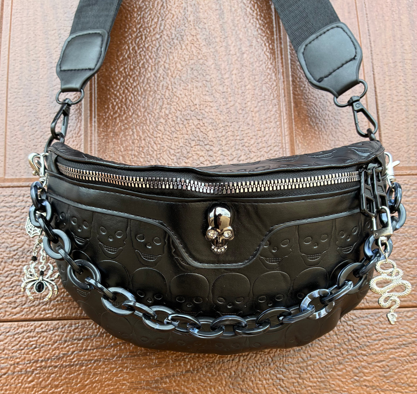 SMALL SKULL CROSSBODY/FANNYPACK
