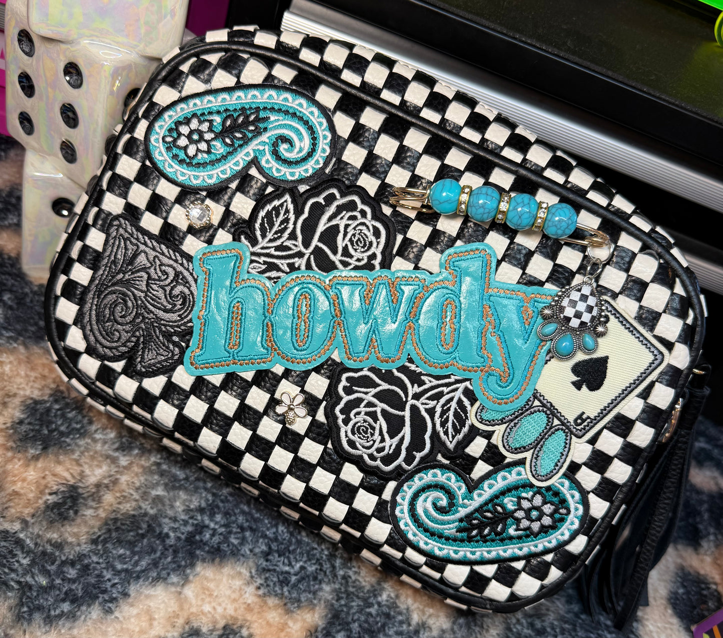 HOWDY PURSE/MAKEUP BAG