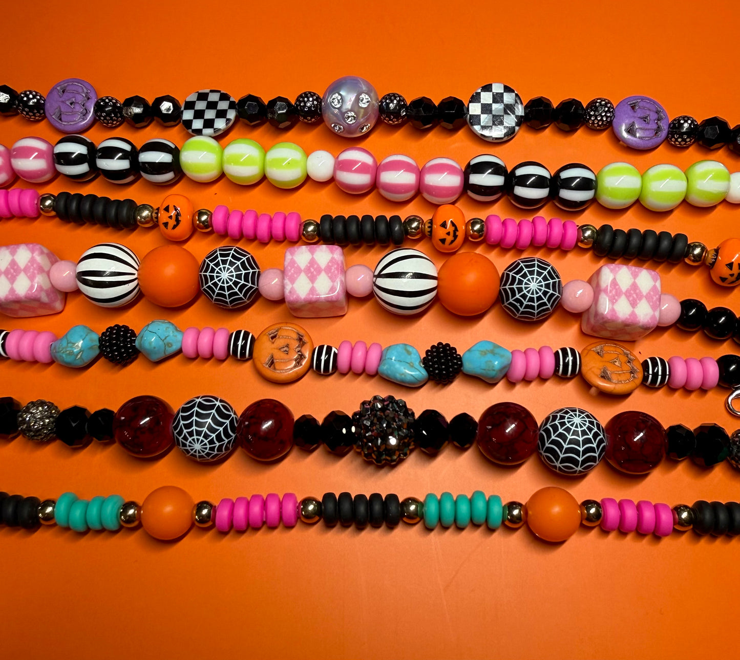 SPOOKY BEADED CHAINS