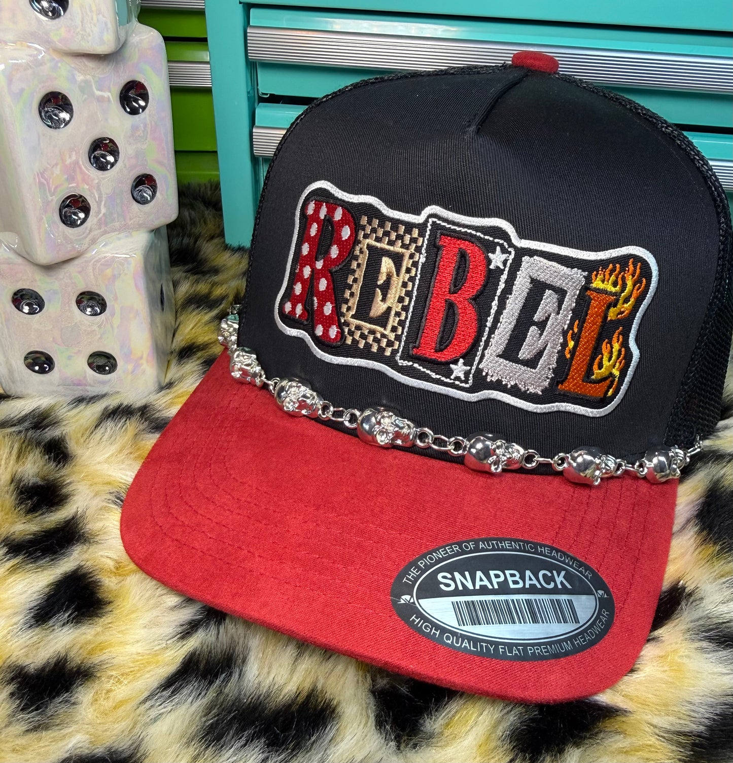 REBEL CANVAS HAT