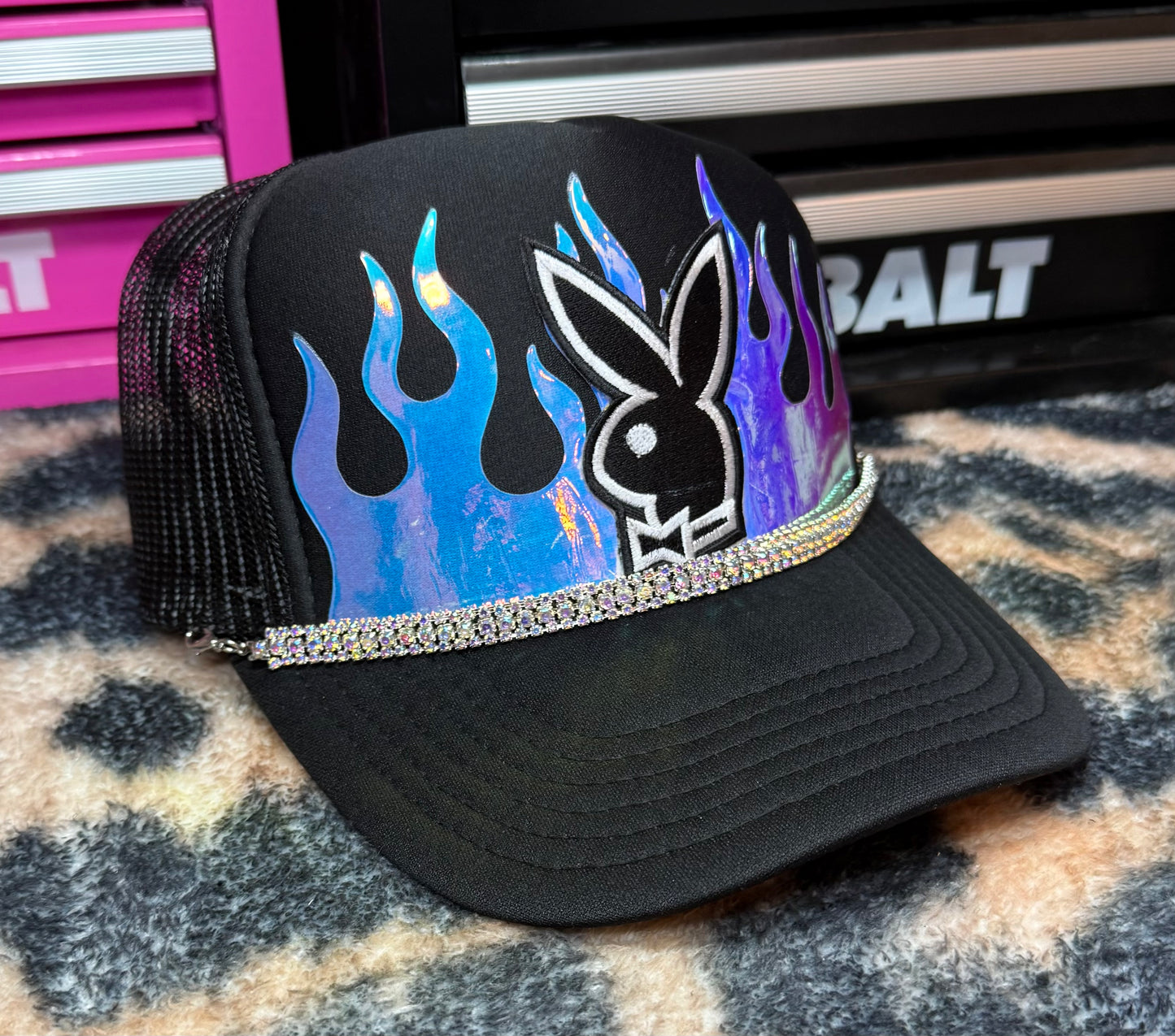 PB HOLOGRAPHIC FLAMES￼