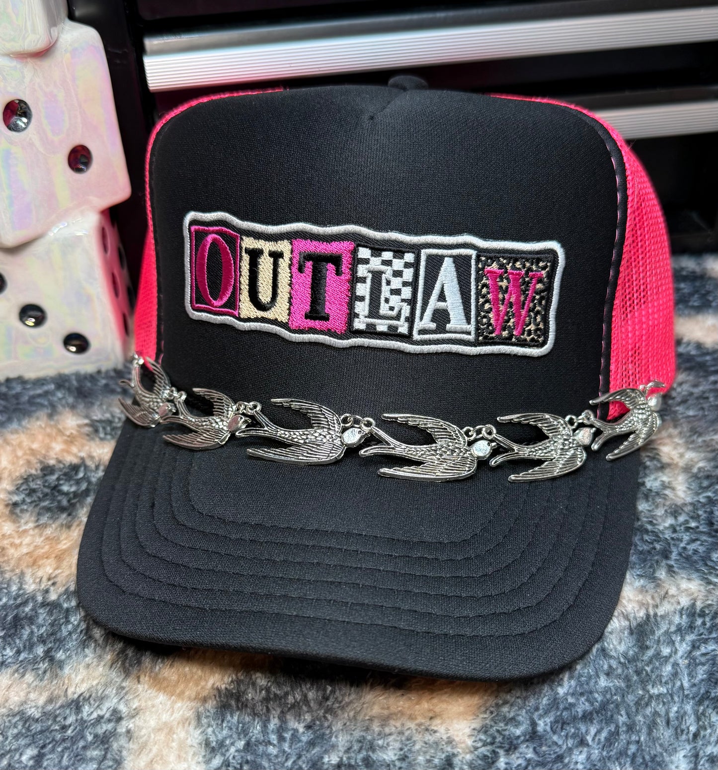 OUTLAW