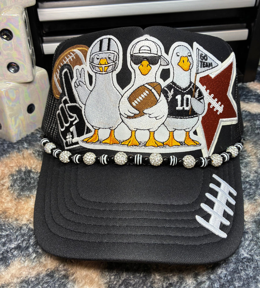 DUCK GAMEDAY HAT