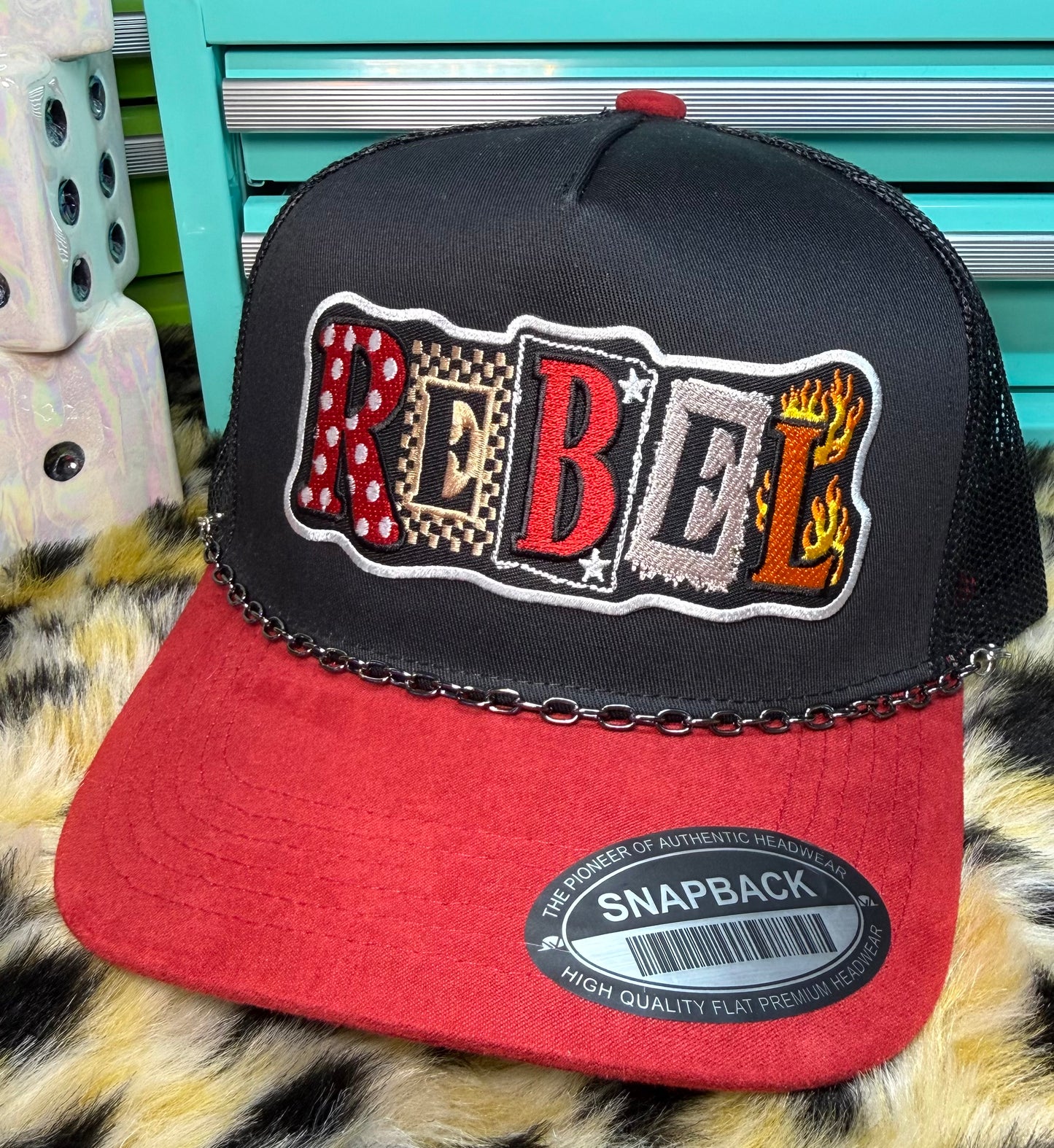 REBEL CANVAS HAT