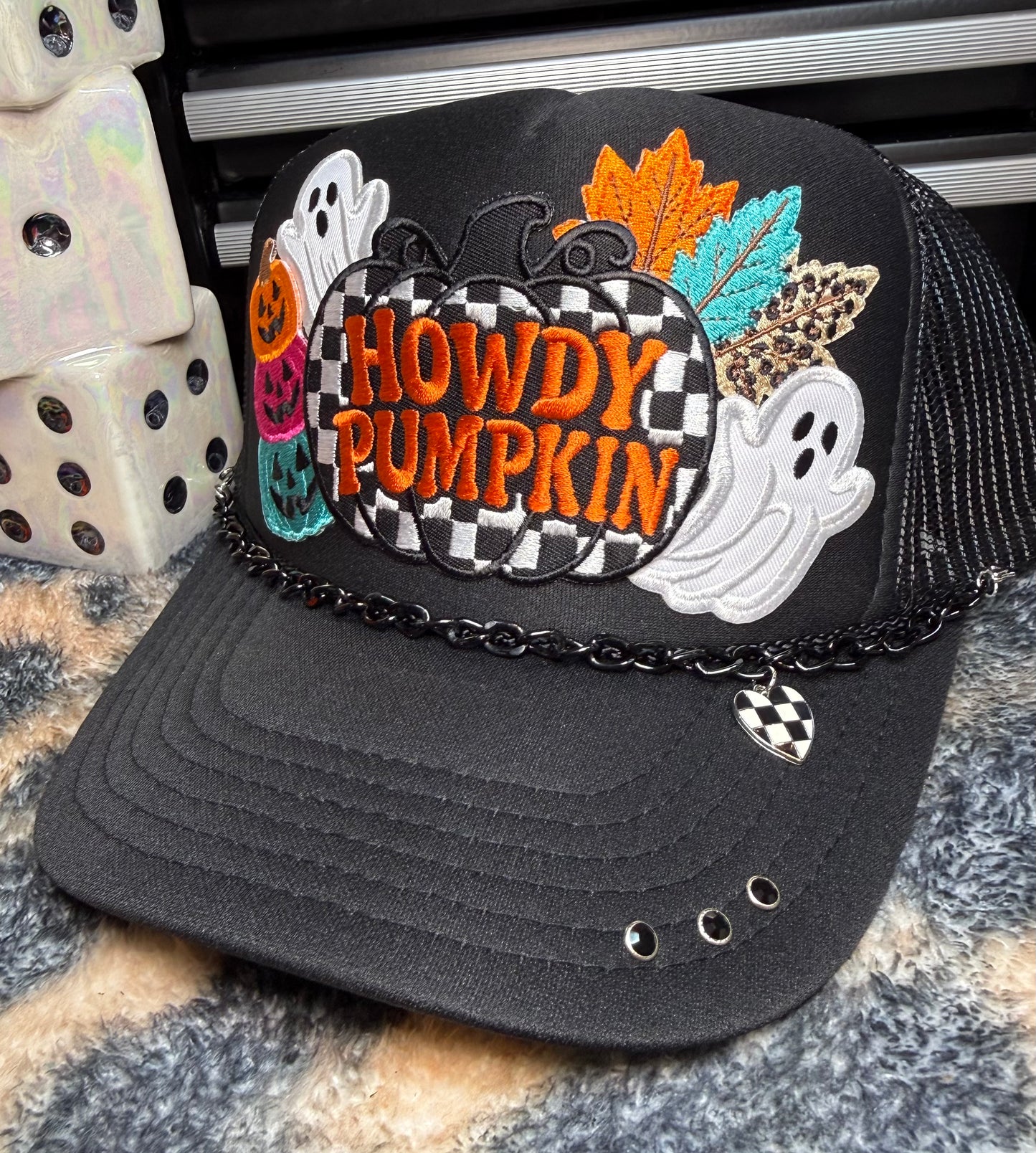 HOWDY PUMPKIN