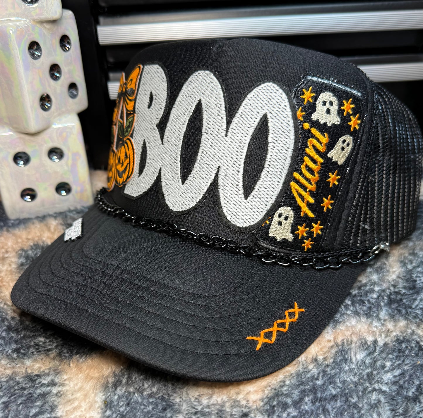 BOO 👻