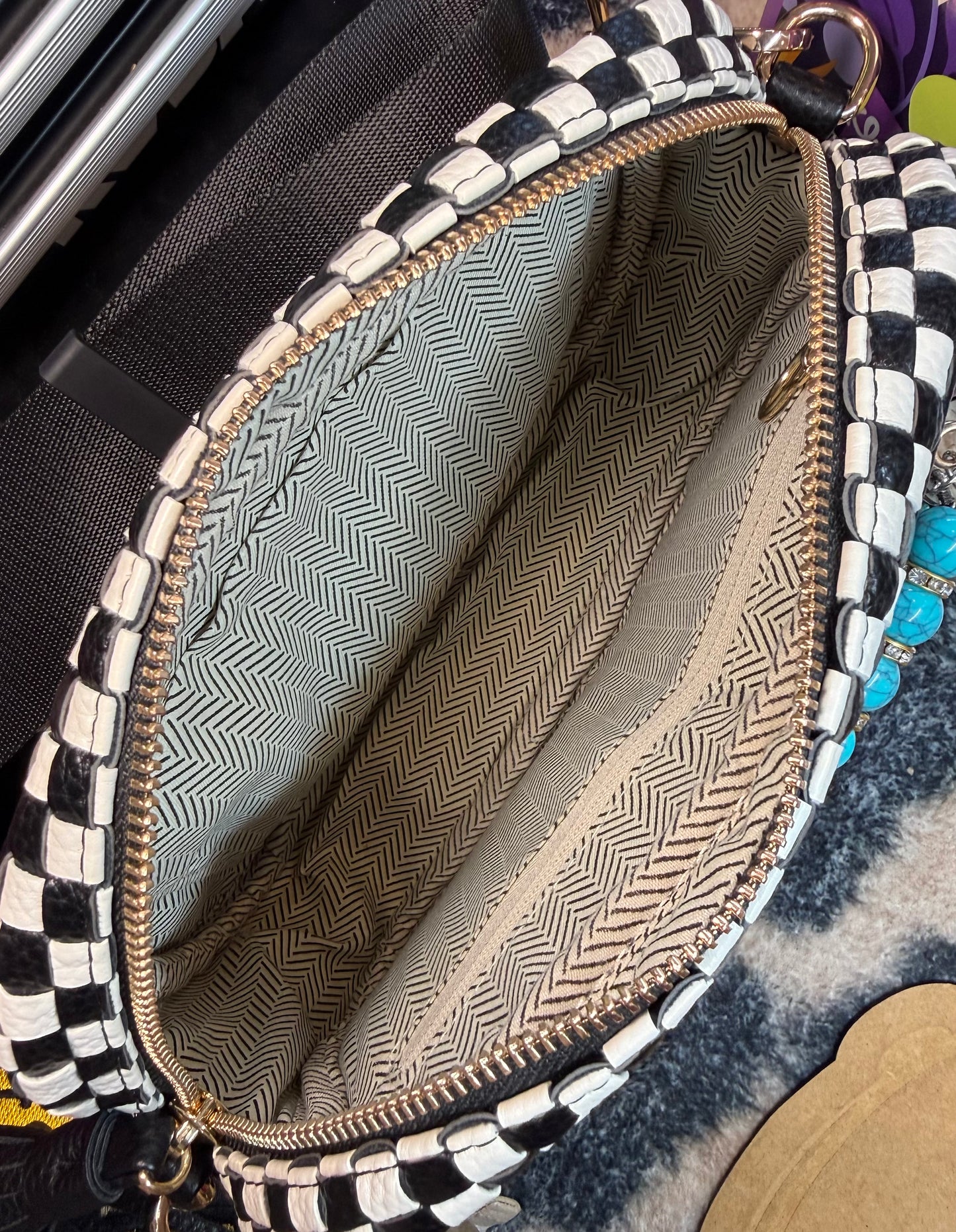 HOWDY PURSE/MAKEUP BAG