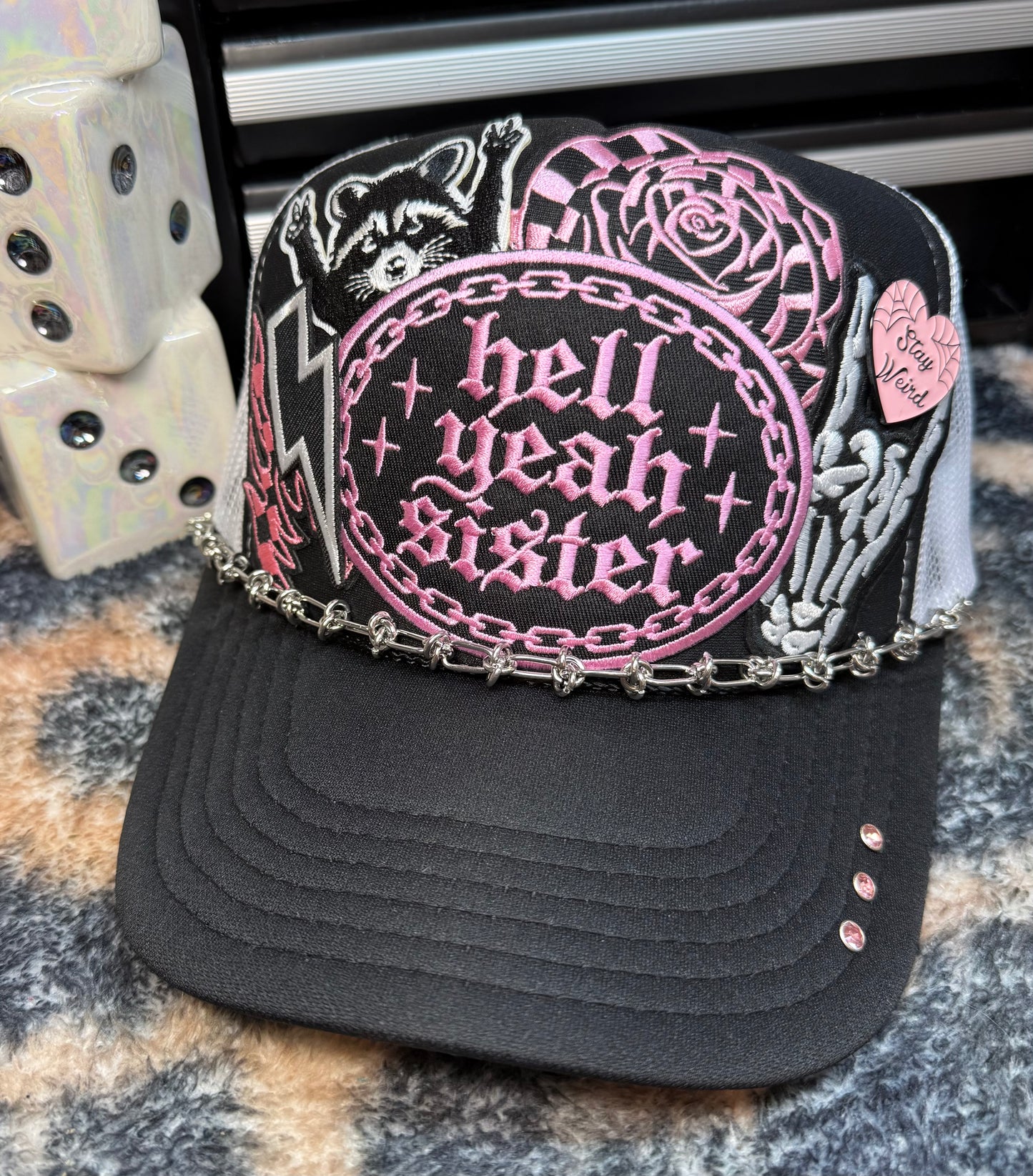 HELL YA SISTER