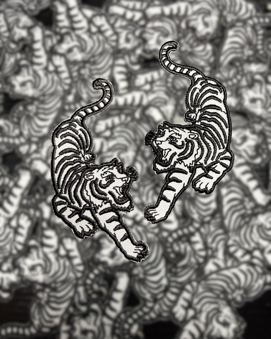 WHITE TIGER•ONE PAIR
