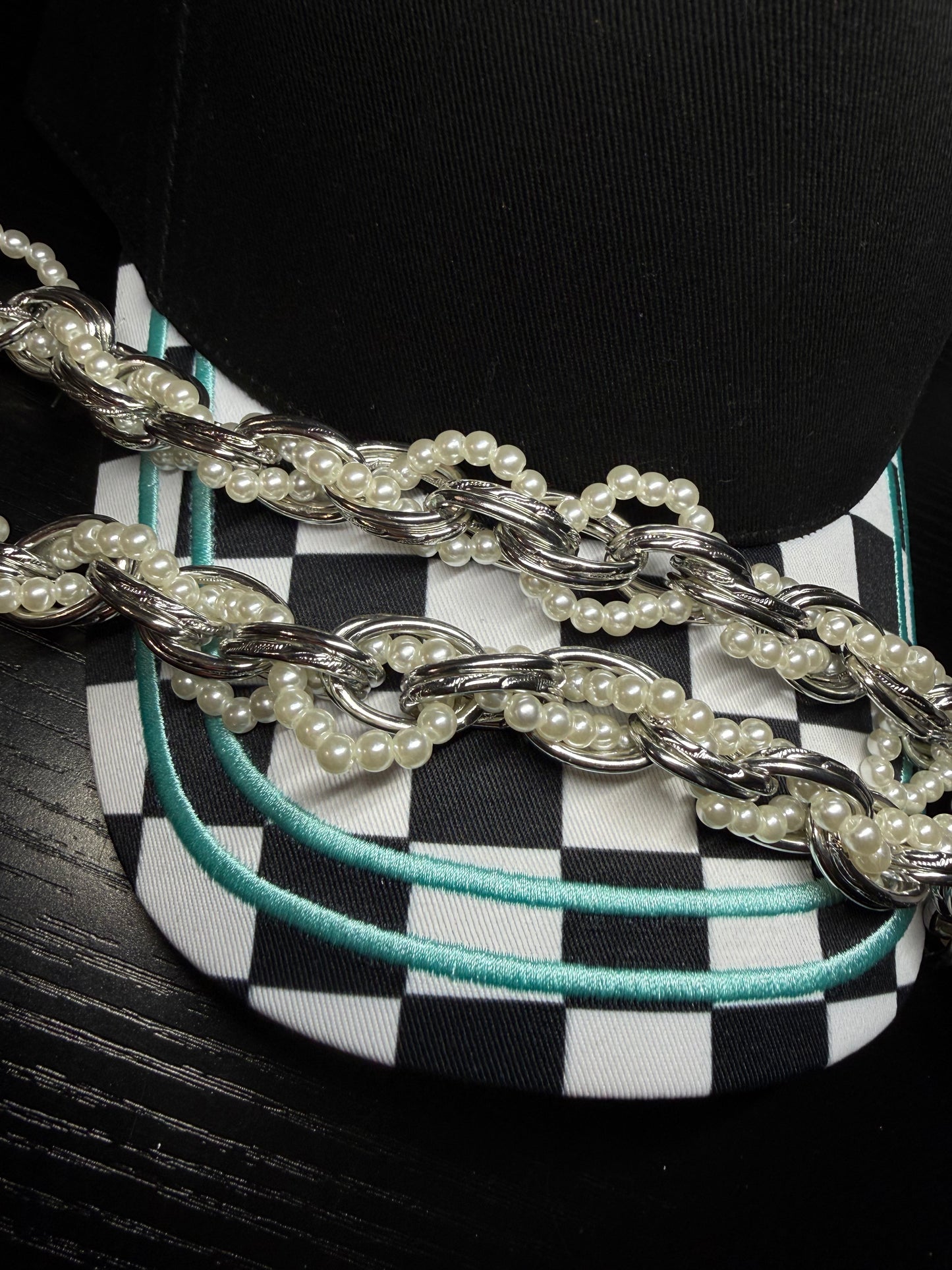 CHUNKY PEARL CHAIN