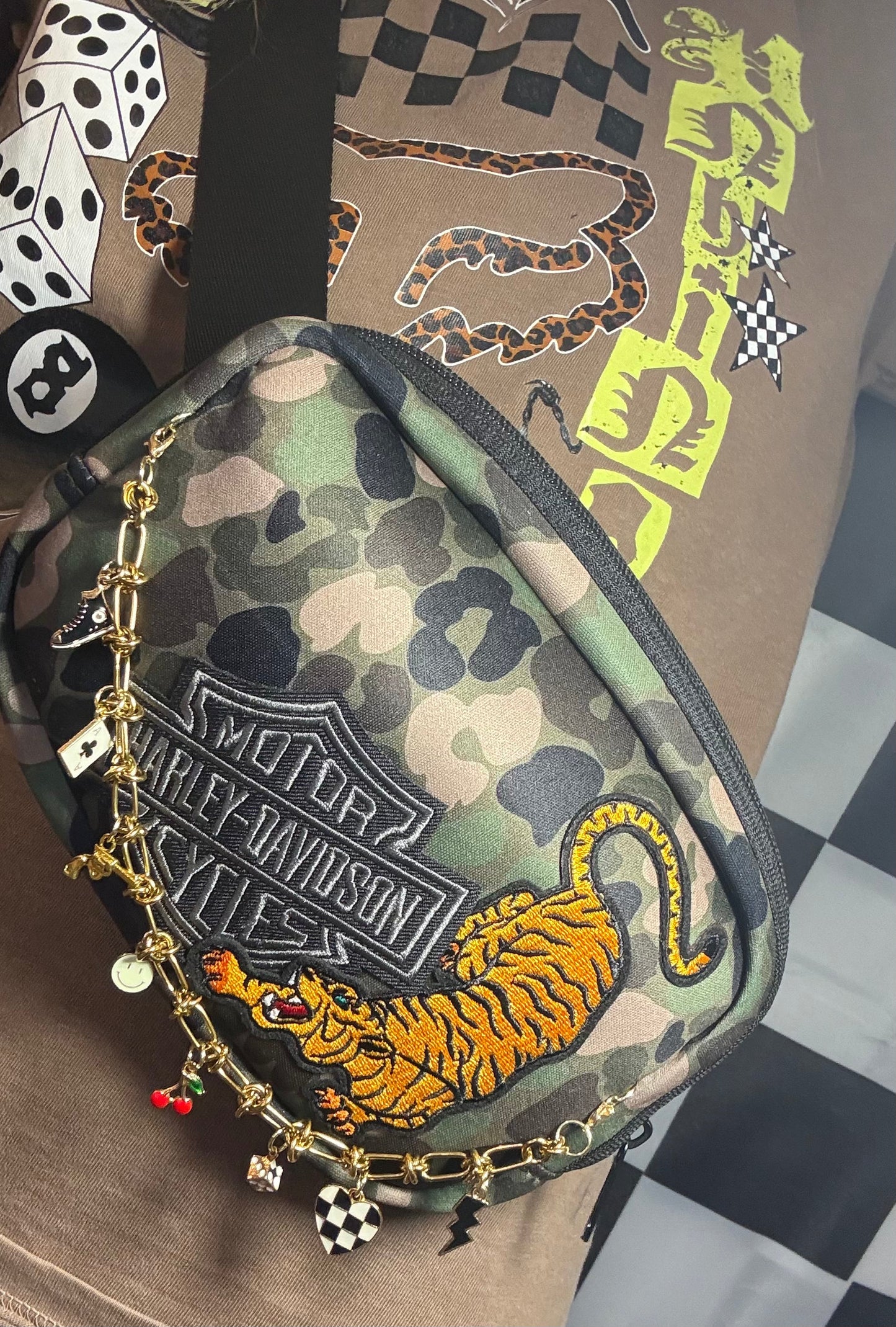 CROSSBODY CAMO HD