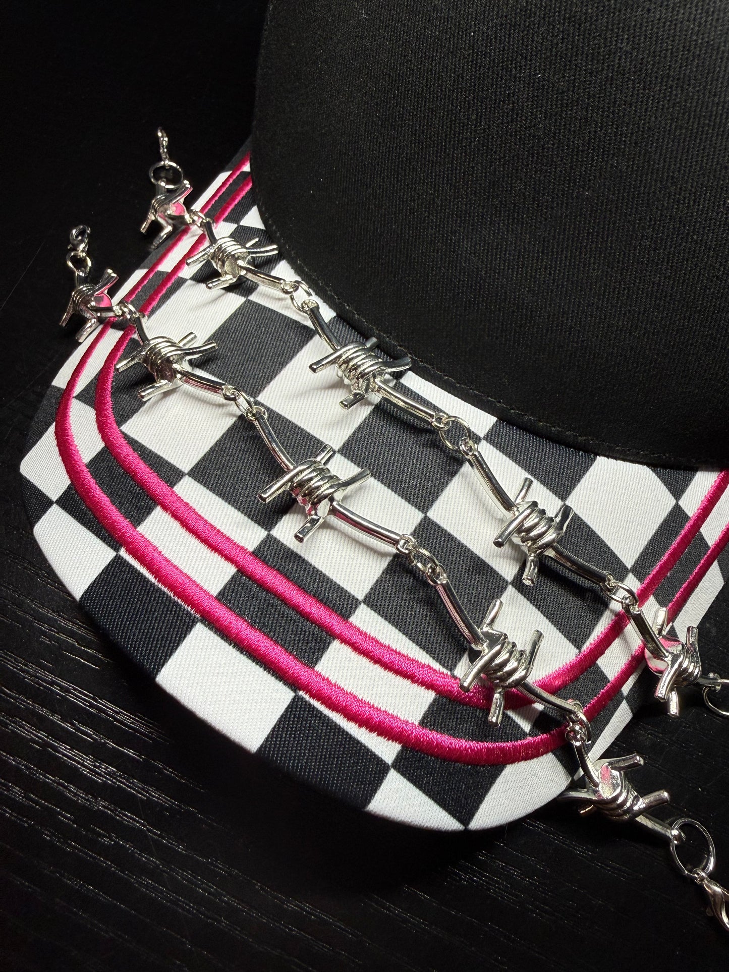 LARGE SILVER BARB CHAIN