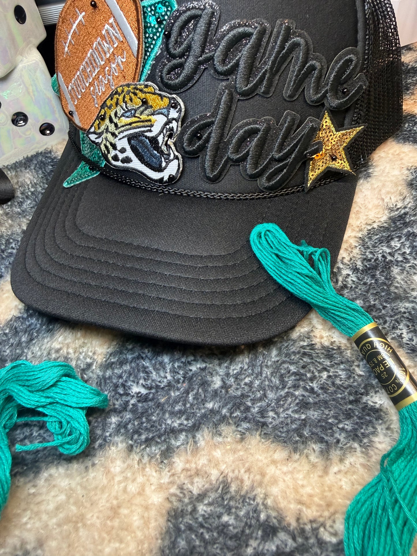 LINDAS CUSTOMS, unlimited patch hat $45 chain $5 !!! 5 patch hat $40 . Stitching $2 ! One patch hat $25