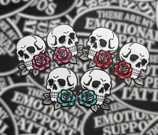 SKULLS ONE PAIR